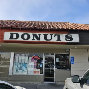 the front of a donut shop