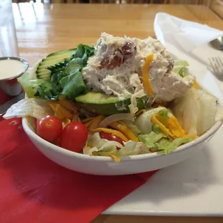 Alligator Pear Salad