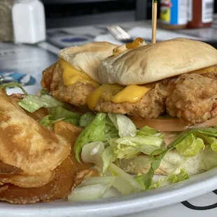 Crispy chicken sliders with homemade chips... Num Num! 3-6 happy hour menu  5 out of 5... SO GOOD!