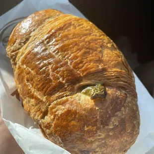 Jalapeño ham &amp; cheese croissant