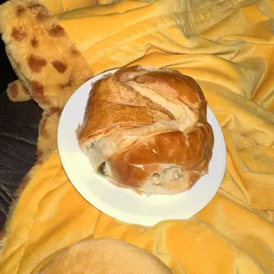 a croissant on a plate