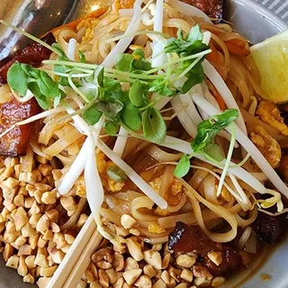 Crispy Pork Belly Pad Thai