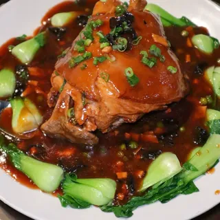 Dongpo Pork Elbow