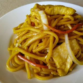 Chicken Lo Mein