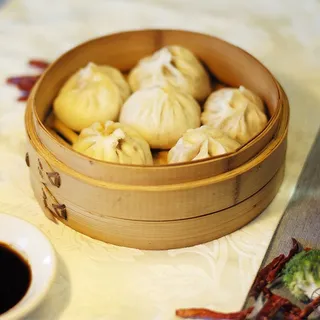 Steamed Juicy Pork Bun