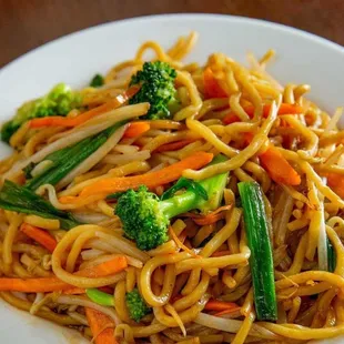 Vegetable Lo Mein
