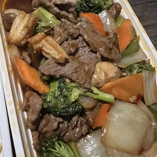 Hunan Beef with Mixed Vegetables