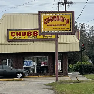 the outside of the restaurant