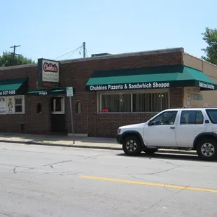 Chubbie&apos;s Pizzeria &amp; Gigantic Sandwich Shoppe