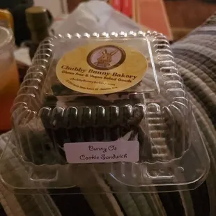 Bunny O&apos;s Cookie Sandwich