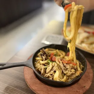 food, ramen and noodles