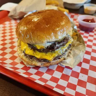 Char House Burger with Cheese