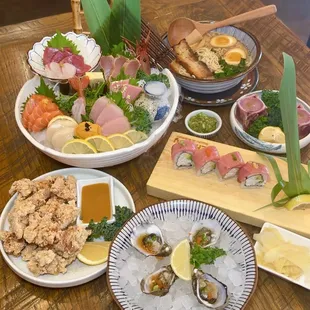 sushi, sashimi, sushi and sashimi, food