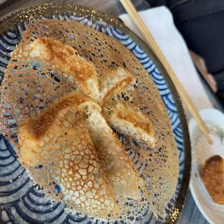 Snow Flakes Gyoza
