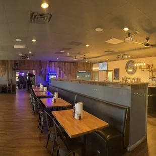Beautifully decorated, very clean- great atmosphere!