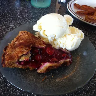 Menu and pie