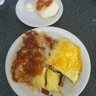 Sausage, Mushroom & Cheese Omelette