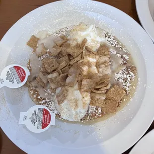 Cinnamon Toast Crunch pancake