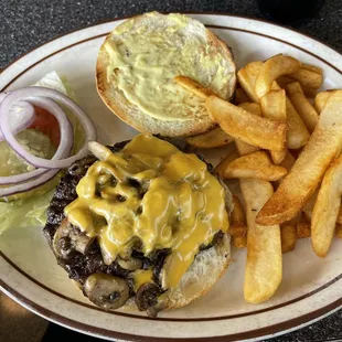 Rock N' Roller burger with fries :)