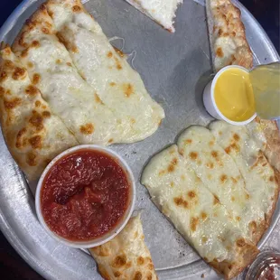 Best cheesy bread ever!