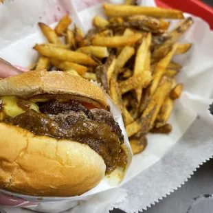 CHUBZ Famous Chiliburgers