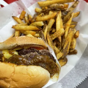 Double Chili Cheese Burger &amp; fries