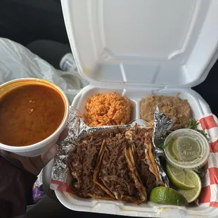 Quesotaco plate with Small Consome