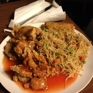 #4 combination dinner with veg lomein