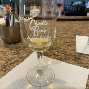 Souvenir glass with the apple honey wine.