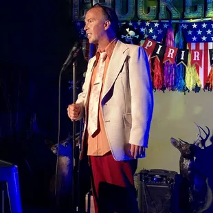 Doug Stanhope performing at chuckleheads