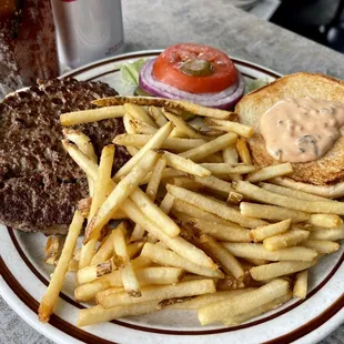 Cheeseburger and fries