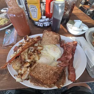 Bacon and eggs with American fries