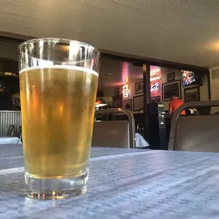 Bell&apos;s Oberon with that artsy rule of thirds for photography.