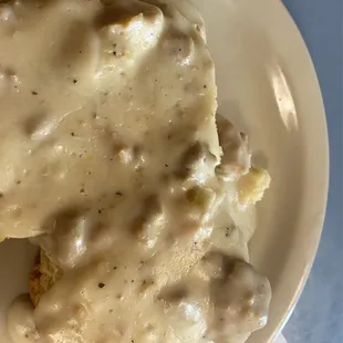 a plate of food with gravy