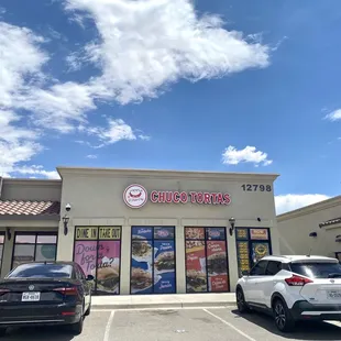 the outside of a restaurant