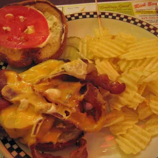 Chud&apos;s Burger