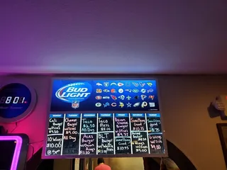 Nauti Hawg Bar & Grill