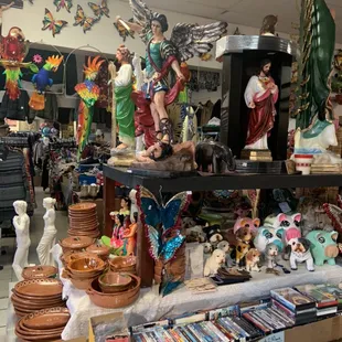 A great selection of Mexican artesanal indoor and outdoor decor