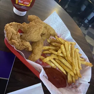 Chicken tenders basket