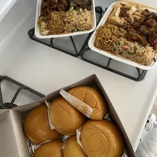 2 regular plates + Baked Charsiu Manapua