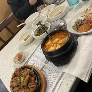 C5. BBQ Chicken with Tofu Soup
