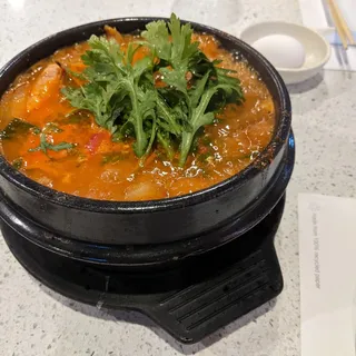 S20. Spicy Fish Roe Stew Dinner