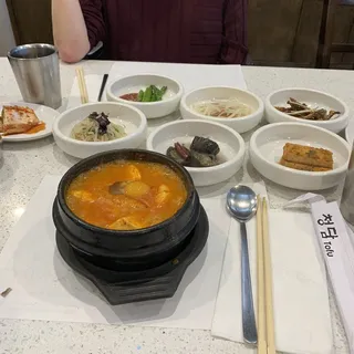 T4. Seafood Tofu Soup