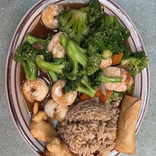 shrimp, broccoli, and rice