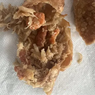 "Shrimp" egg roll greasy & bland