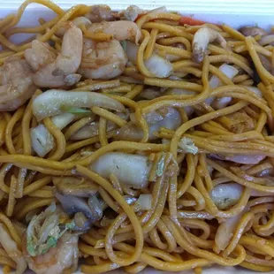 Shrimp Lo Mein at Chung Wah