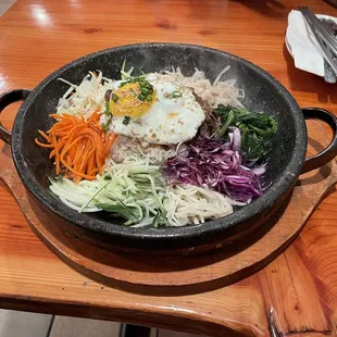 Dolsot bibimbap