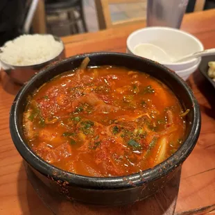 Kimchi Jjigae