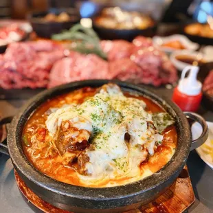 Spicy Braised Short Ribs with Cheese (IG: @gwenlloves)