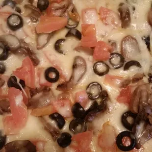 Butter and tomato! Add you own veggies!